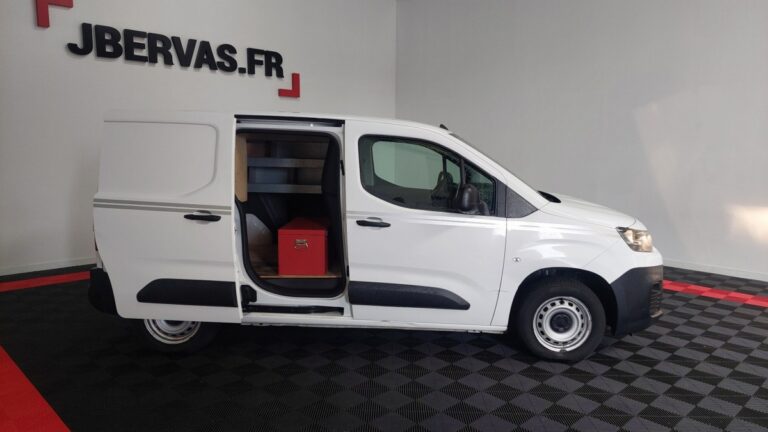 Citroën Berlingo Van Taille M 650kg BlueHDi 100 S&S BVM Club - Image 04 (July 7, 2026)