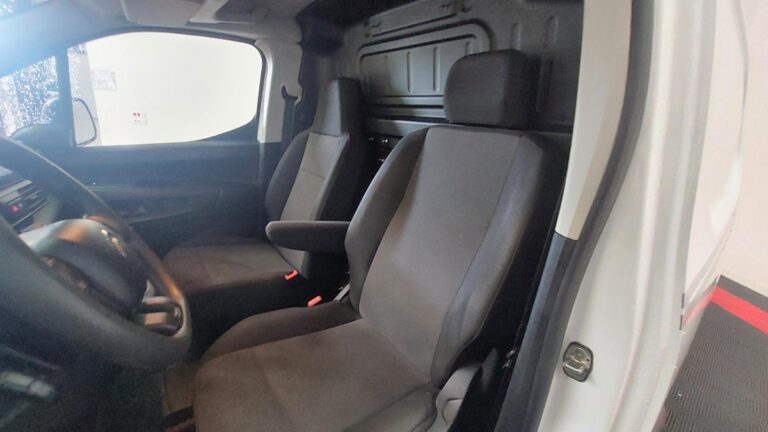 Citroën Berlingo Van Taille M 650kg BlueHDi 100 S&S BVM Club - Image 09 (July 7, 2026)