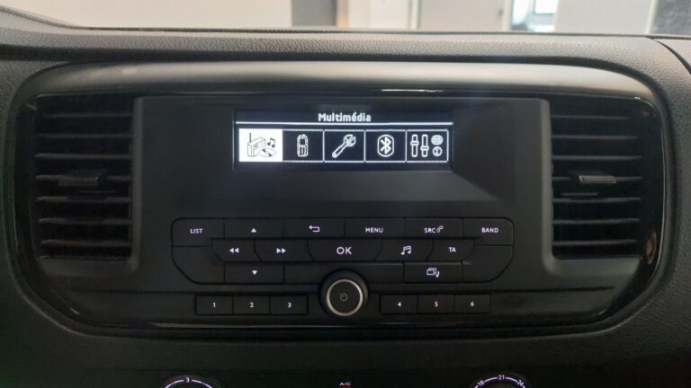 Peugeot Expert 1.5 BLUEHDI 120 S&S STANDARD PREMIUM - Image 11 (July 7, 2026)