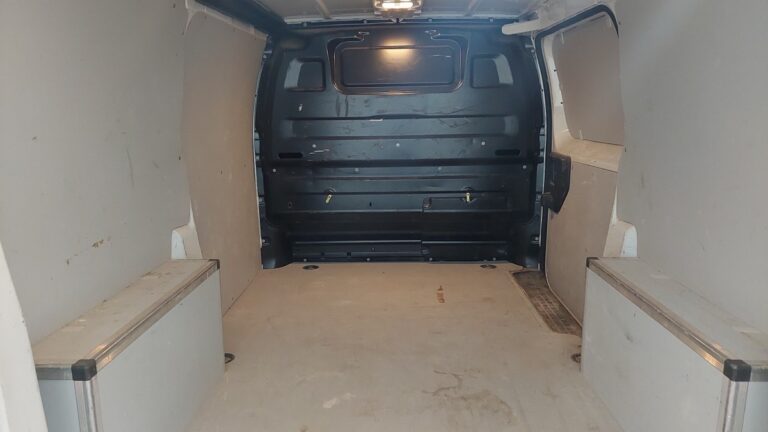 Peugeot Expert 1.5 BLUEHDI 120 S&S STANDARD PREMIUM - Image 06 (July 7, 2026)