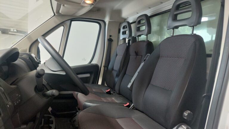 Citroën Jumper 4-35 l3 bluehdi 165 control Caisse 20m3 + HAYON - Image 10 (July 7, 2026)