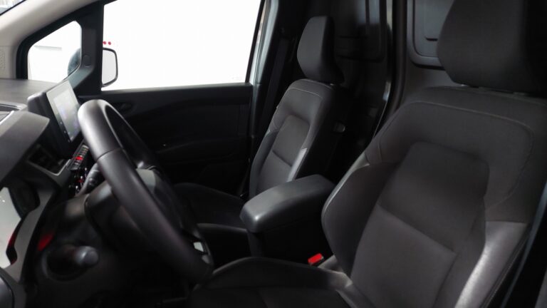 Renault Kangoo FG L1 advance Blue dCi 95 – 24 - Image 07 (July 7, 2026)