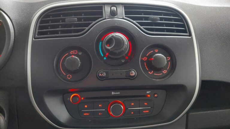 Renault Kangoo Express Extra R-Link – Blue dCi 95 - Image 17 (July 7, 2026)