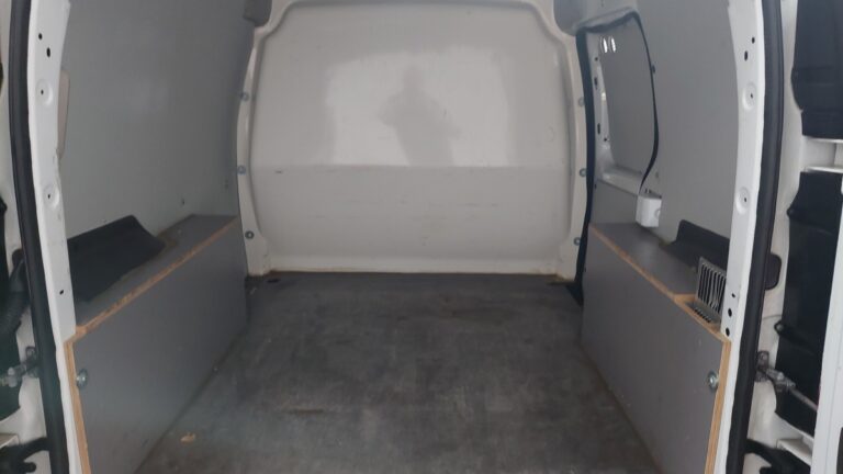 Renault Kangoo Express Extra R-Link – Blue dCi 95 - Image 08 (July 7, 2026)
