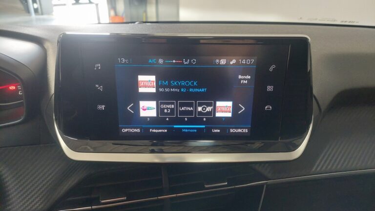Peugeot 208 affaire Puretech 100 S&S Active Business - Image 10 (July 7, 2026)
