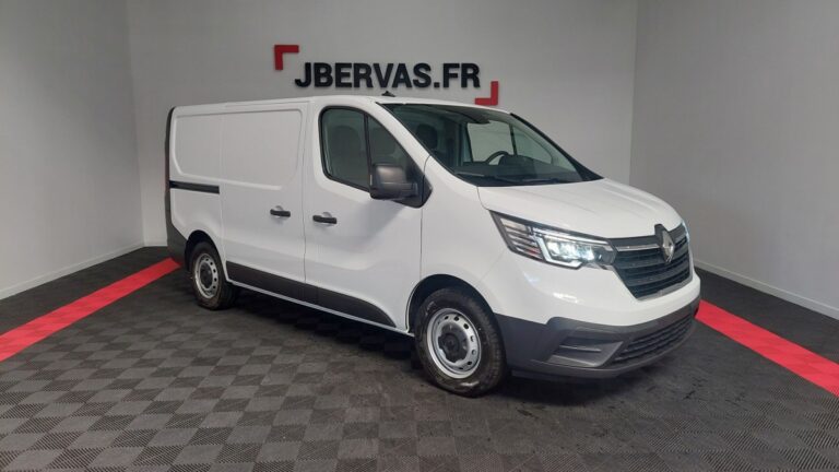 Renault Trafic FOURGON 3000 kg 2.0 blue dci 150 grand confort - Image 01 (July 7, 2026)