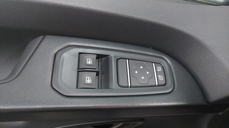 Renault Trafic FOURGON 3000 kg 2.0 blue dci 150 grand confort - Image 20 (July 7, 2026)