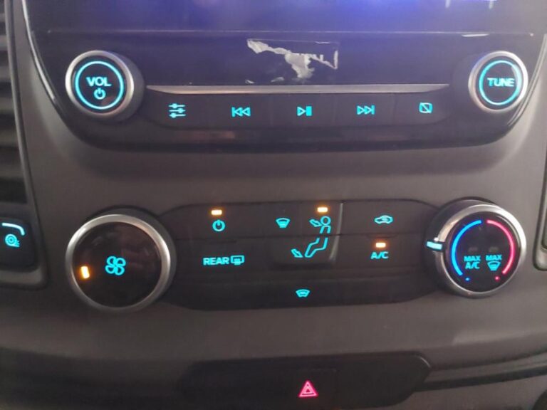 Ford Transit Custom 2.0 ECOBLUE 130 BVA TREND BUSINESS - Image 17 (July 7, 2026)