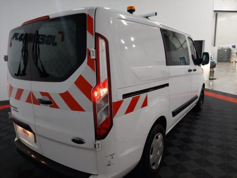 Ford Transit Custom 2.0 ECOBLUE 130 BVA TREND BUSINESS - Image 06 (July 7, 2026)