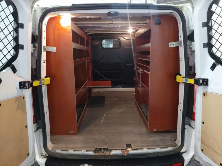 Ford Transit Custom 2.0 ECOBLUE 130 BVA TREND BUSINESS - Image 08 (July 7, 2026)