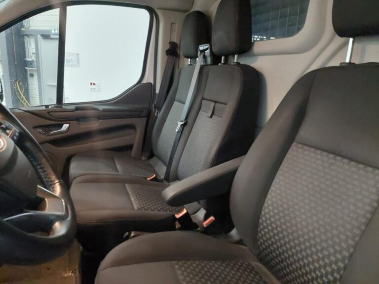 Ford Transit Custom 2.0 ECOBLUE 130 BVA TREND BUSINESS - Image 09 (July 7, 2026)