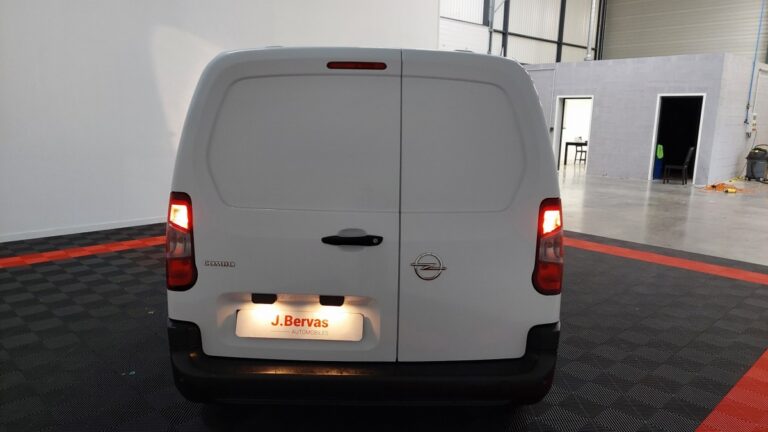 Opel Combo 1.5 diesel 100ch /augmente CARGO PACK CLIM - Image 03 (July 7, 2026)