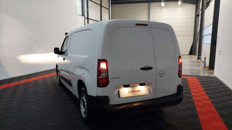 Opel Combo 1.5 diesel 100ch /augmente CARGO PACK CLIM - Image 04 (July 7, 2026)