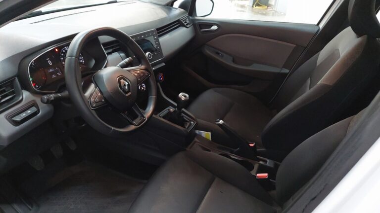 Renault Clio V Société Air Blue dCi 85 - Image 17 (July 7, 2026)