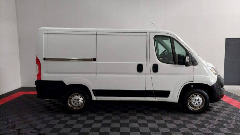 Citroën Jumper 30 BlueHDi 120 S&S BVM6 Club - Image 03 (July 7, 2026)
