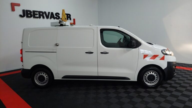 Citroën Jumpy M 2.0 BlueHDi 120 S&S BVM6 (340 Nm) Club - Image 03 (July 7, 2026)