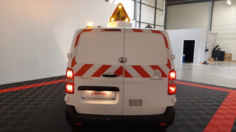 Citroën Jumpy M 2.0 BlueHDi 120 S&S BVM6 (340 Nm) Club - Image 04 (July 7, 2026)