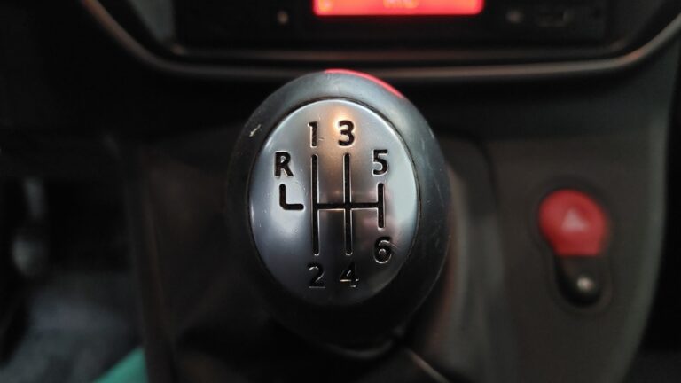 Renault Kangoo Express Blue dCi 80 Grand Confort – 3 Places - Image 09 (July 7, 2026)
