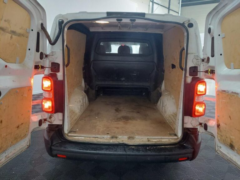 Citroën Jumpy Cabine Approfondie XL 2.0 BlueHDi 120 Club - Image 06 (July 7, 2026)