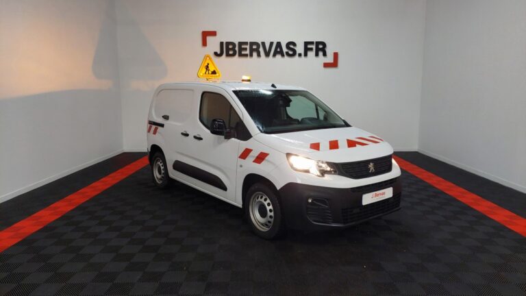 Peugeot Partner STANDARD 650 KG BLUEHDI 130 EAT8 ASPHALT - Image 01 (July 7, 2026)