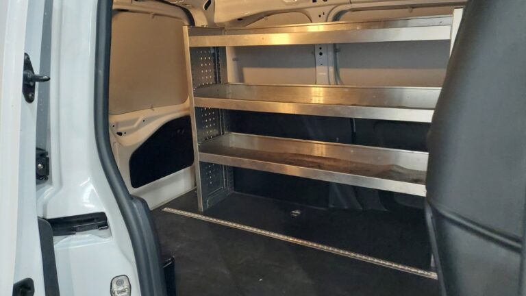 Peugeot Partner STANDARD 650 KG BLUEHDI 130 EAT8 ASPHALT - Image 06 (July 7, 2026)