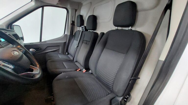 Ford Transit 350 2.0 ECOBLUE 170cv TREND BUSINESS - Image 09 (July 7, 2026)