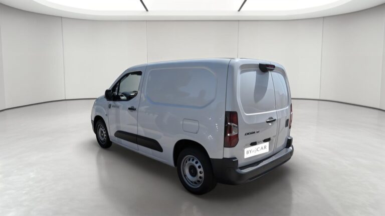 Fiat Doblo FOURGON M DIESEL 130 CH MANUELLE - Image 03 (July 7, 2026)
