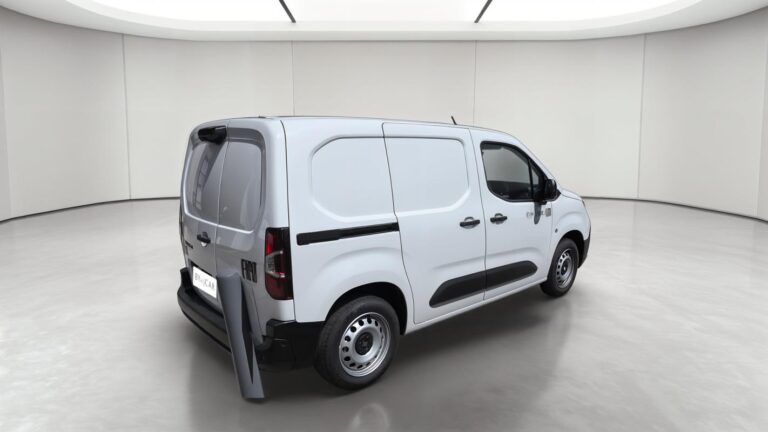 Fiat Doblo FOURGON M DIESEL 130 CH MANUELLE - Image 05 (July 7, 2026)