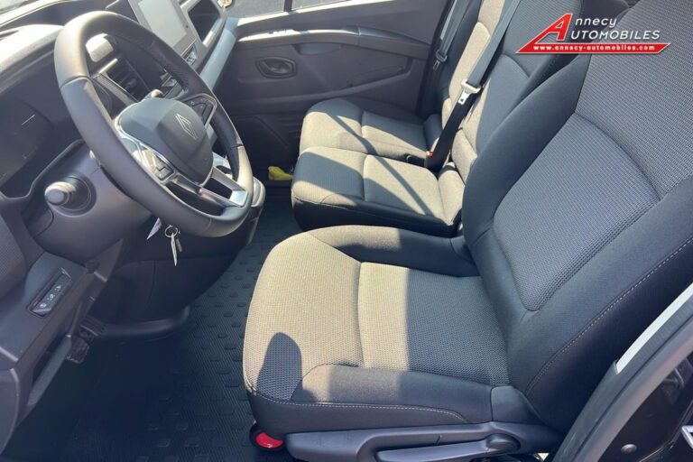 Renault Trafic CABINE APPROFONDIE 3T BLUE DCI 150 AUTO ADVANCE - Image 49 (August 30, 2026)