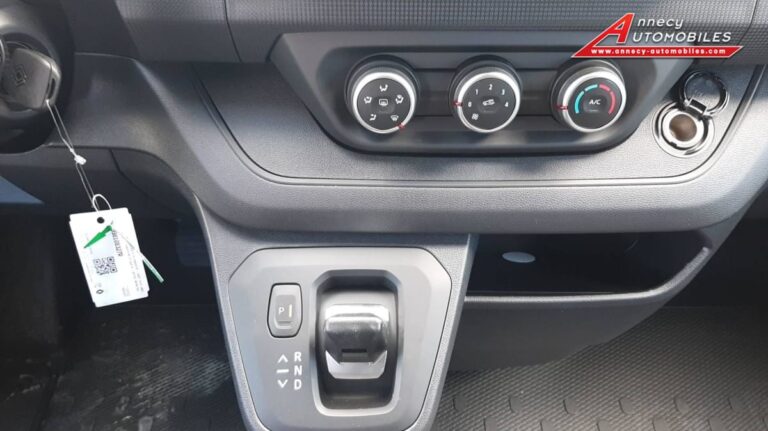 Renault Trafic CABINE APPROFONDIE 3T BLUE DCI 150 AUTO ADVANCE - Image 17 (July 7, 2026)