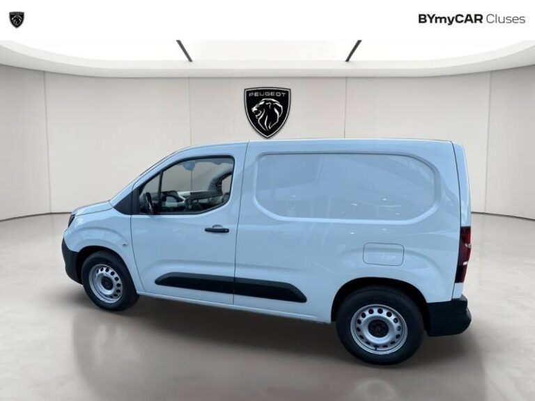 Peugeot Partner FGN E- FOURGON M ELEC. 136 CH AUT. 54 KWH CHARGE UTILE MAJOREE - Image 09 (July 7, 2026)