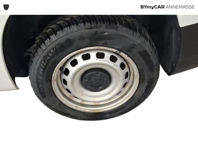 Peugeot Partner FOURGON STANDARD 650 KG BLUEHDI 100 S&S BVM6 ASPHALT - Image 15 (July 7, 2026)