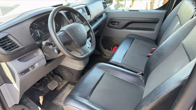 Peugeot Expert 2.0 BlueHDi 180 EAT8 Premium - Image 08 (July 7, 2026)