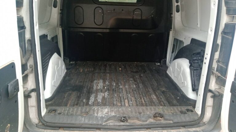 Renault Kangoo Express 1.5 dCi 75 Grand Confort - Image 14 (July 7, 2026)
