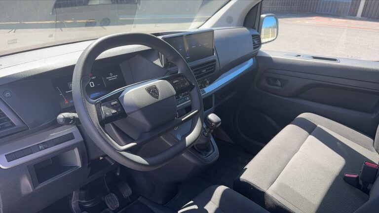 Peugeot Expert VU 2.0 BlueHDi 145 Standard - Image 08 (July 7, 2026)