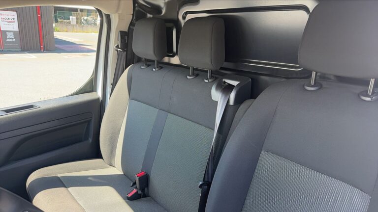 Peugeot Expert VU 2.0 BlueHDi 145 Standard - Image 09 (July 7, 2026)