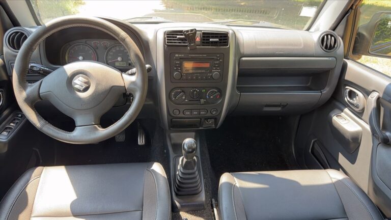 Suzuki Jimny 1.3 85 Jlx - Image 11 (July 7, 2026)