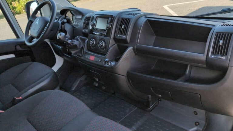 Citroën Jumper Fourgon 2.2 BlueHDi 140 Control – 3 places - Image 10 (July 7, 2026)