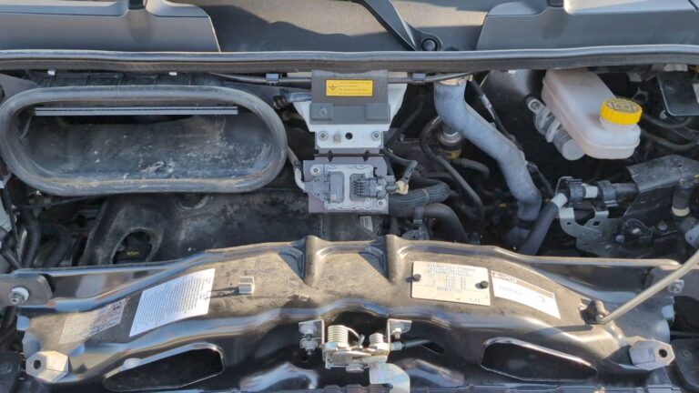 Citroën Jumper Fourgon 2.2 BlueHDi 140 Control – 3 places - Image 15 (July 7, 2026)