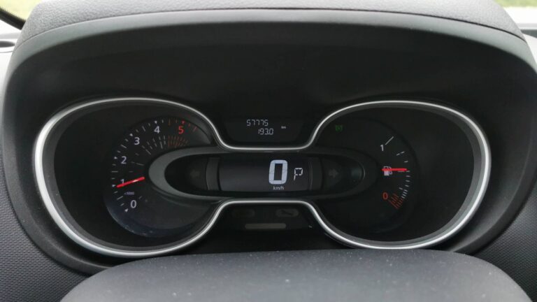 Renault Trafic Cabine Approfondie 2.0 dCi 170 BVA8 Grand Confort – Automatique Entretien constructeur - Image 12 (July 7, 2026)