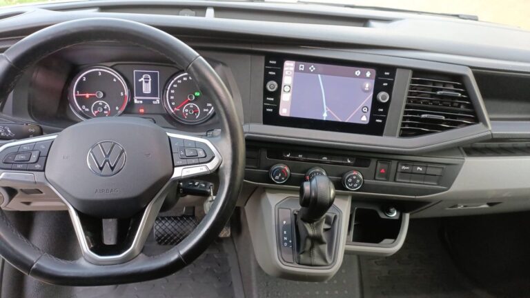 Volkswagen Transporter 2.0 TDI 150 DSG7 Business – Automatique - Image 11 (July 7, 2026)