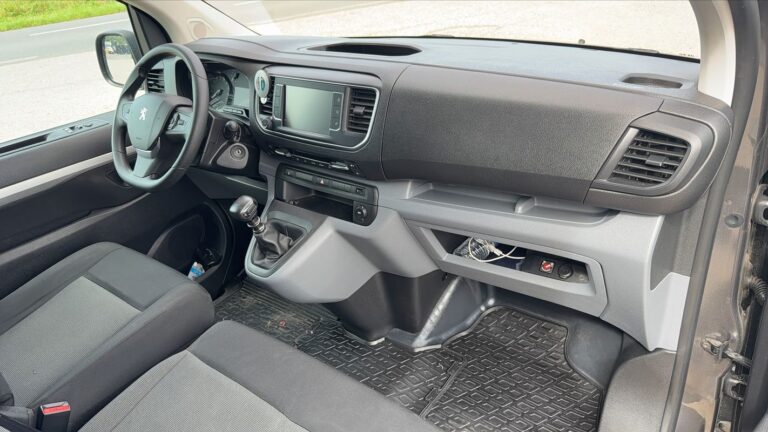 Peugeot Expert 2.0 BlueHDi 145 Asphalt - Image 10 (July 7, 2026)