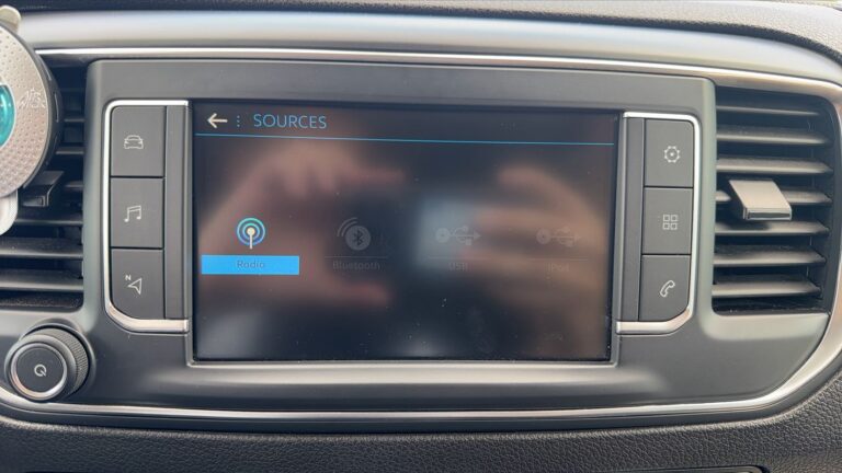 Peugeot Expert 2.0 BlueHDi 145 Asphalt - Image 13 (July 7, 2026)