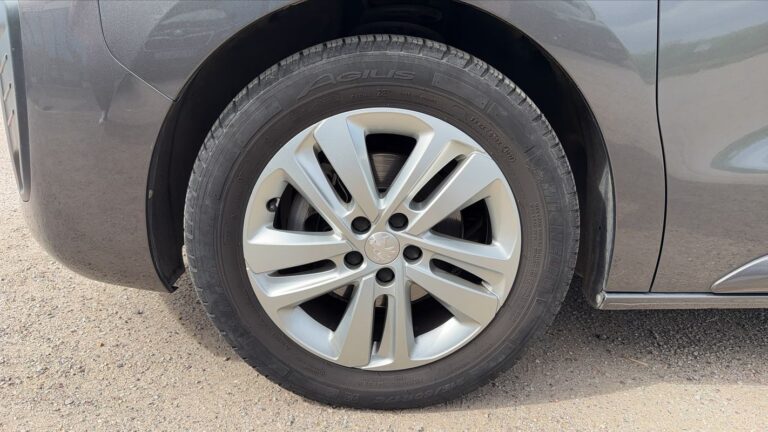 Peugeot Expert 2.0 BlueHDi 145 Asphalt - Image 18 (July 7, 2026)
