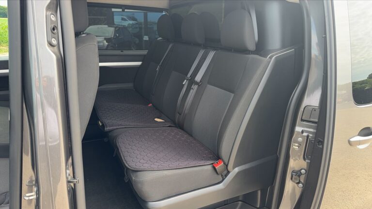 Peugeot Expert 2.0 BlueHDi 145 Asphalt - Image 09 (July 7, 2026)