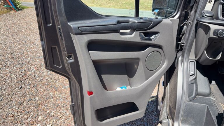 Ford Transit Custom Fourgon 2.0 Ecoblue 130 Trend - Image 07 (July 7, 2026)