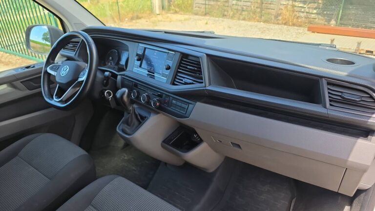 Volkswagen Transporter VU 2.0 TDI 150 DSG7 Business Line - Image 10 (July 7, 2026)