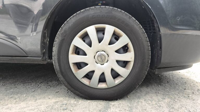 Nissan NV300 2.0 dCi 150 DCT6 N-Connecta – 9 places Automatique - Image 17 (July 7, 2026)