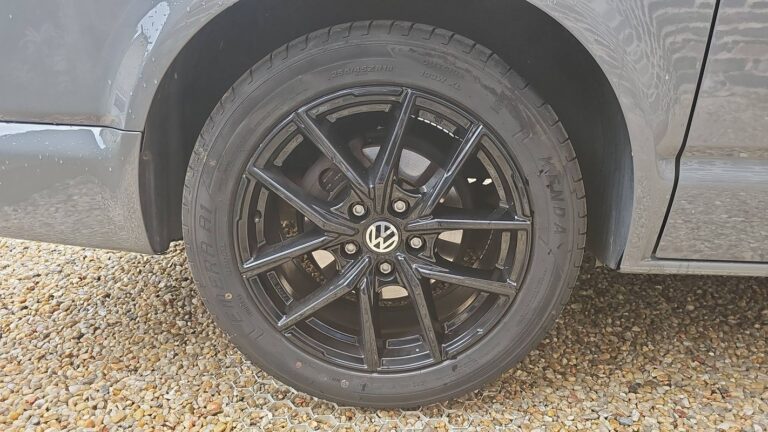 Volkswagen Transporter 2.0 TDI 204 T6 Business Line – 5 places - Image 16 (July 7, 2026)