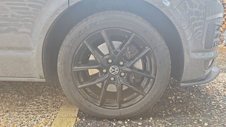 Volkswagen Transporter 2.0 TDI 204 T6 Business Line – 5 places - Image 17 (July 7, 2026)